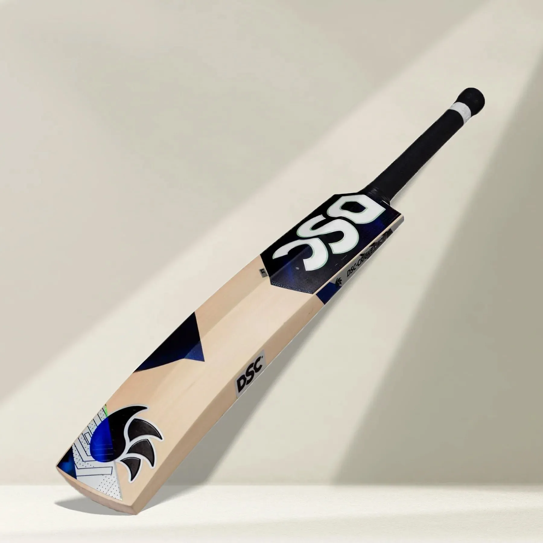 DSC BLAK 111 English Willow Cricket Bat -SH
