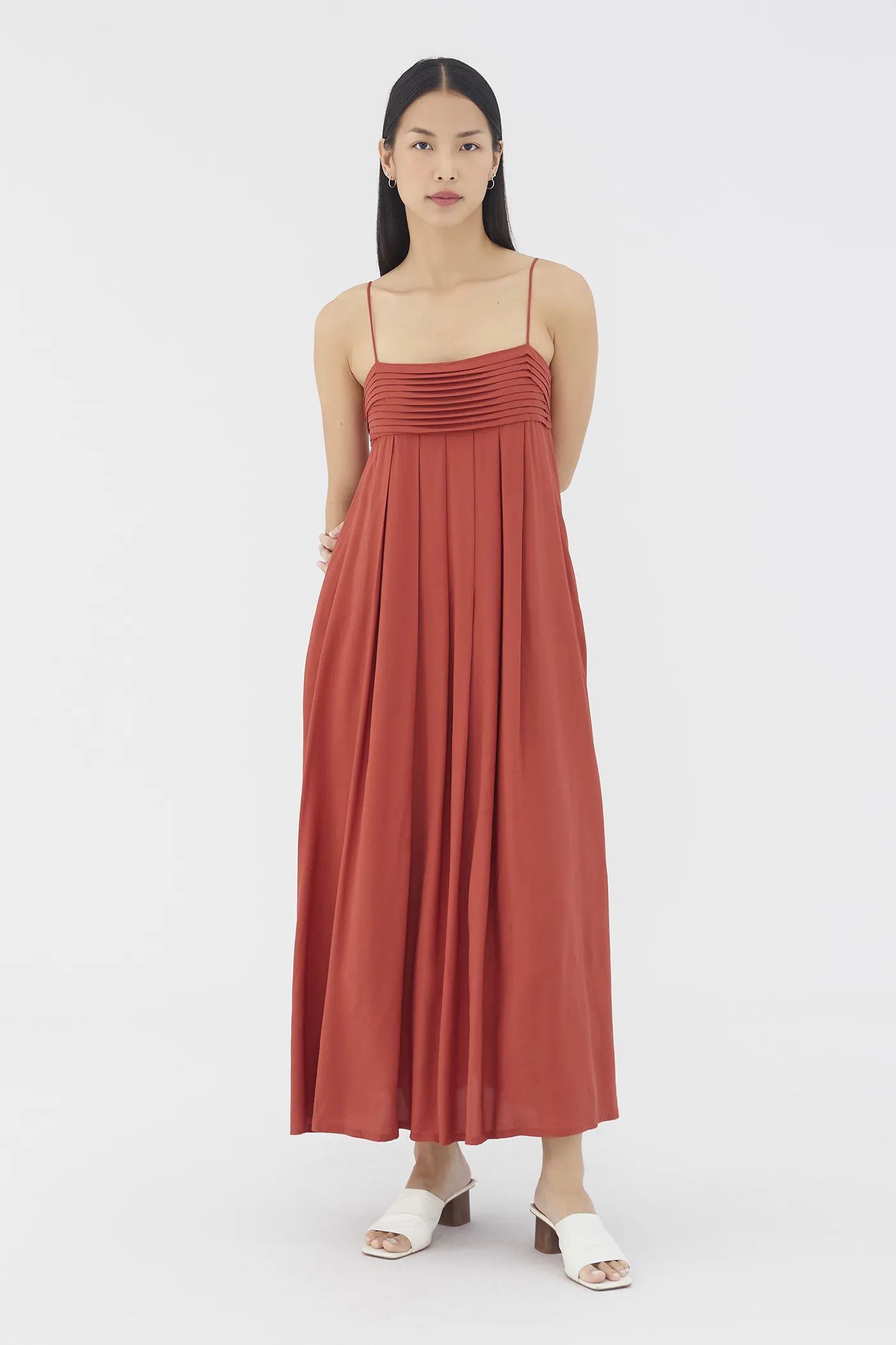 Geniver Pleated Dress