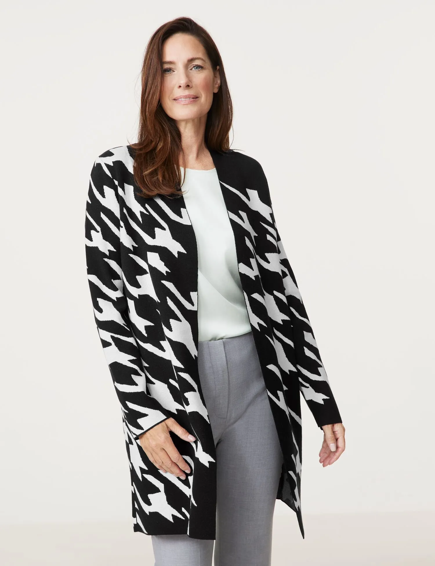 Long open cardigan in a jacquard knit